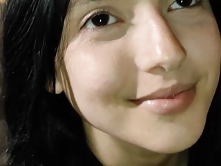 Melek Yüzlü Kızın Daracık Götünü Siktim