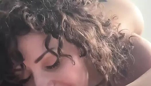 Klitoris Yalayıcı