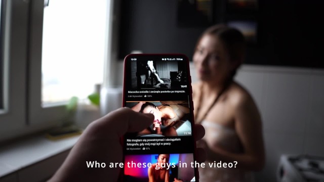 Kız kardeşimin arkadaşının pornoda oynadığını öğrendim