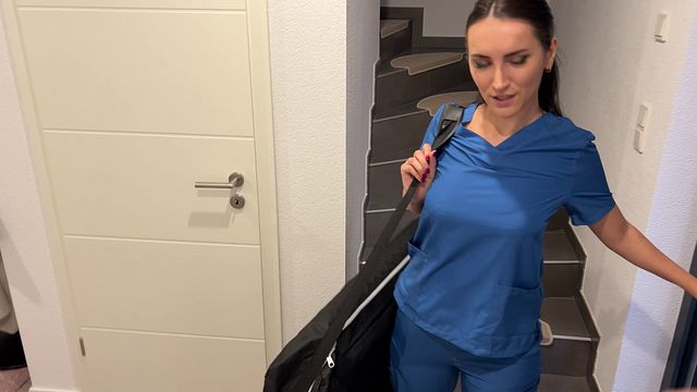 Evde Yapılan Masaj Mutlu Bir Sürprize Dönüştü