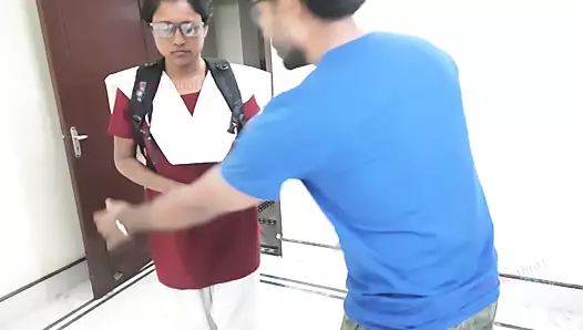 bholi bhali liseli kız ko jamke choda - Hintçe Bengalce - Hintçe seks hikayesi